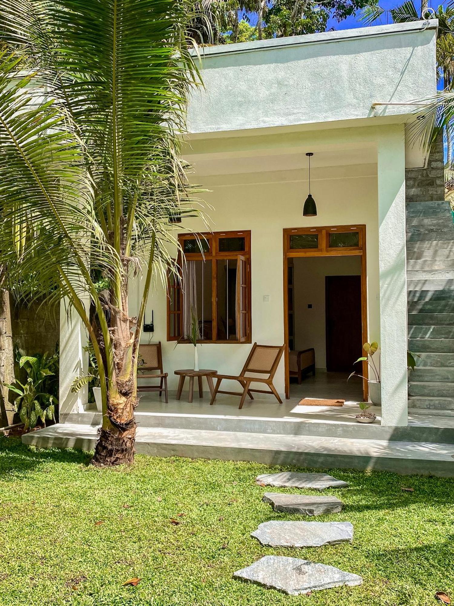 The Palm Private Cottages Midigama Exterior photo